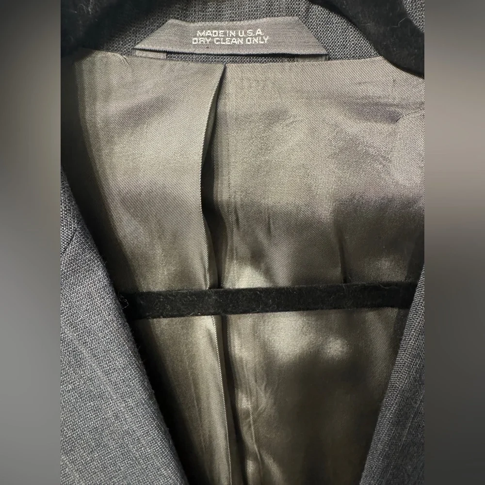 Imperial by Haggar - 2-Button Suit/Sports Coat - Gray w/tan line - Men’s Size 46